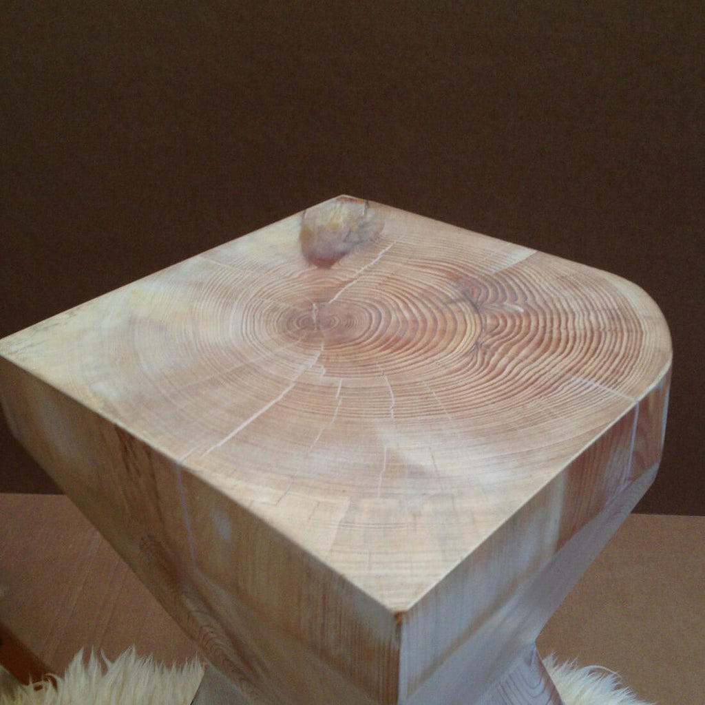 RESCUE R107 - WOODSWAN - Tree Stump Furniture & Coffee Tables