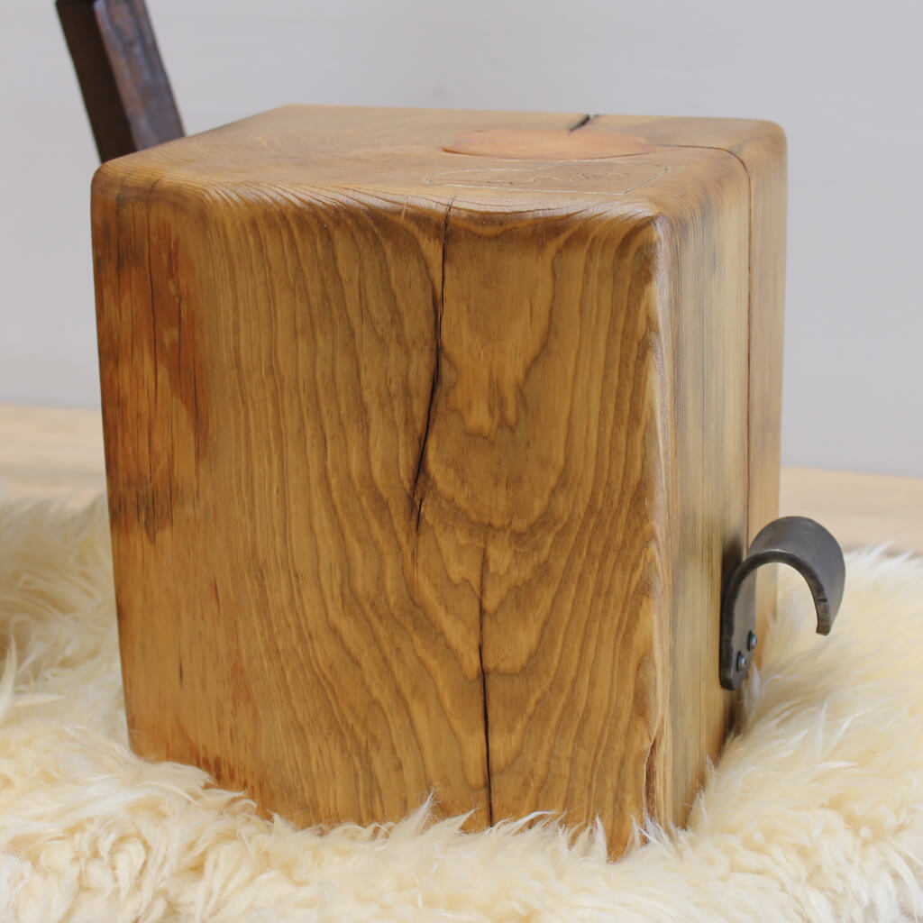 CUBE C103 - WOODSWAN - Tree Stump Furniture & Coffee Tables